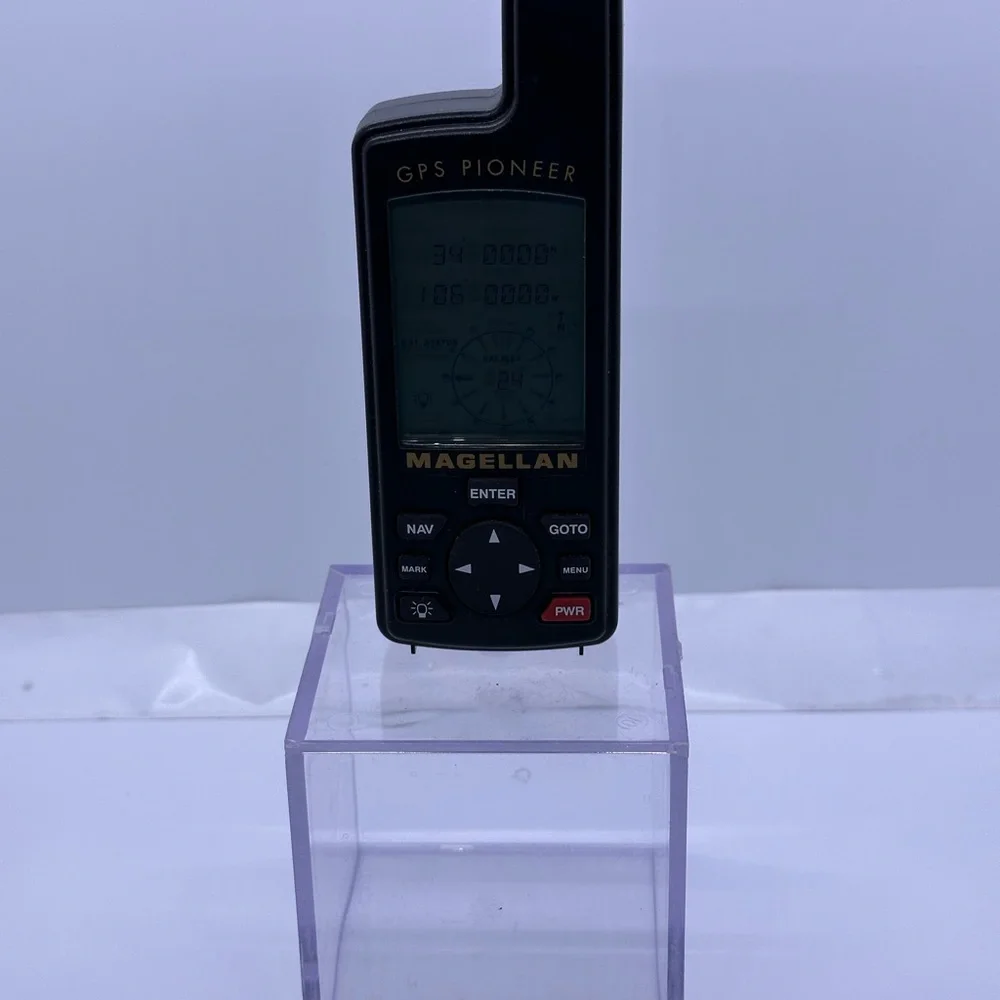 Magellan Outdoors Black GPS Pioneer works great